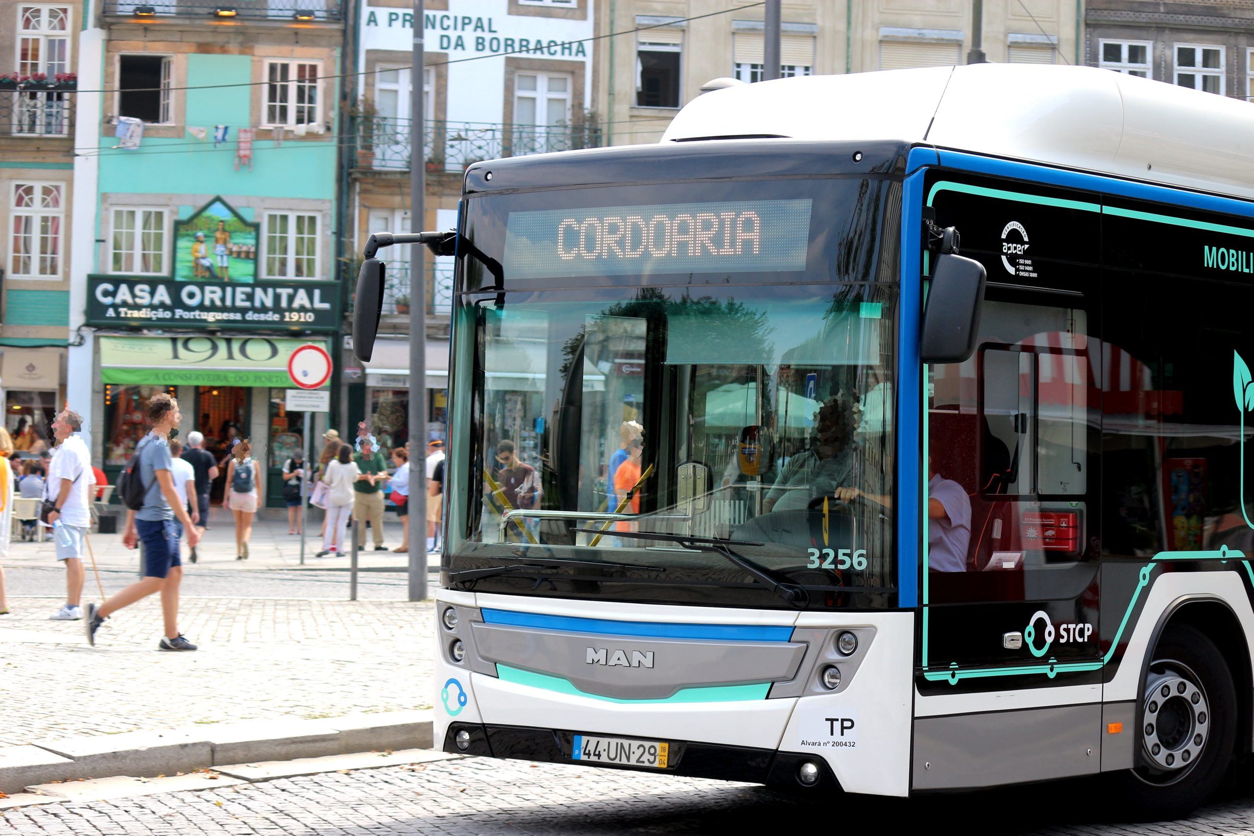 Já estão a circular os novos autocarros STCP com Indicadores NSS